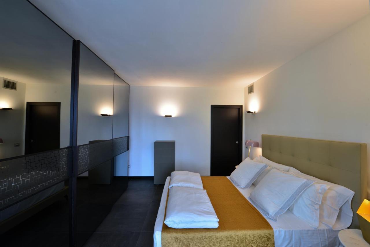 Extra Urbano - Lago Di Garda - Adults Only Понти-суль-Минчо Экстерьер фото