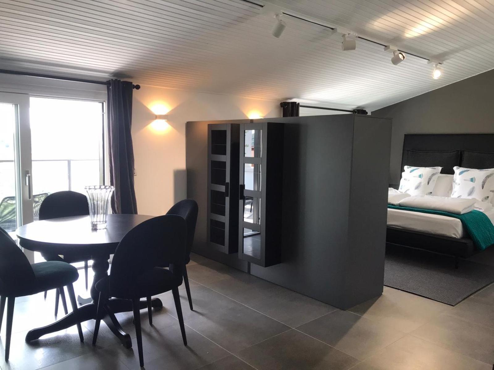 Extra Urbano - Lago Di Garda - Adults Only Понти-суль-Минчо Экстерьер фото
