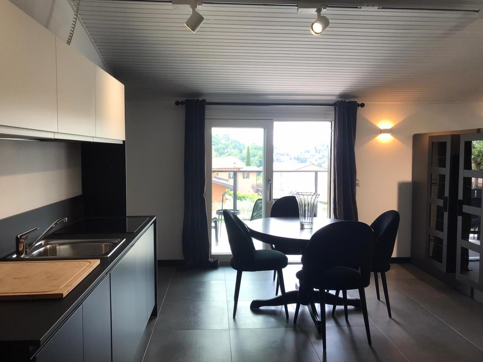 Extra Urbano - Lago Di Garda - Adults Only Понти-суль-Минчо Экстерьер фото
