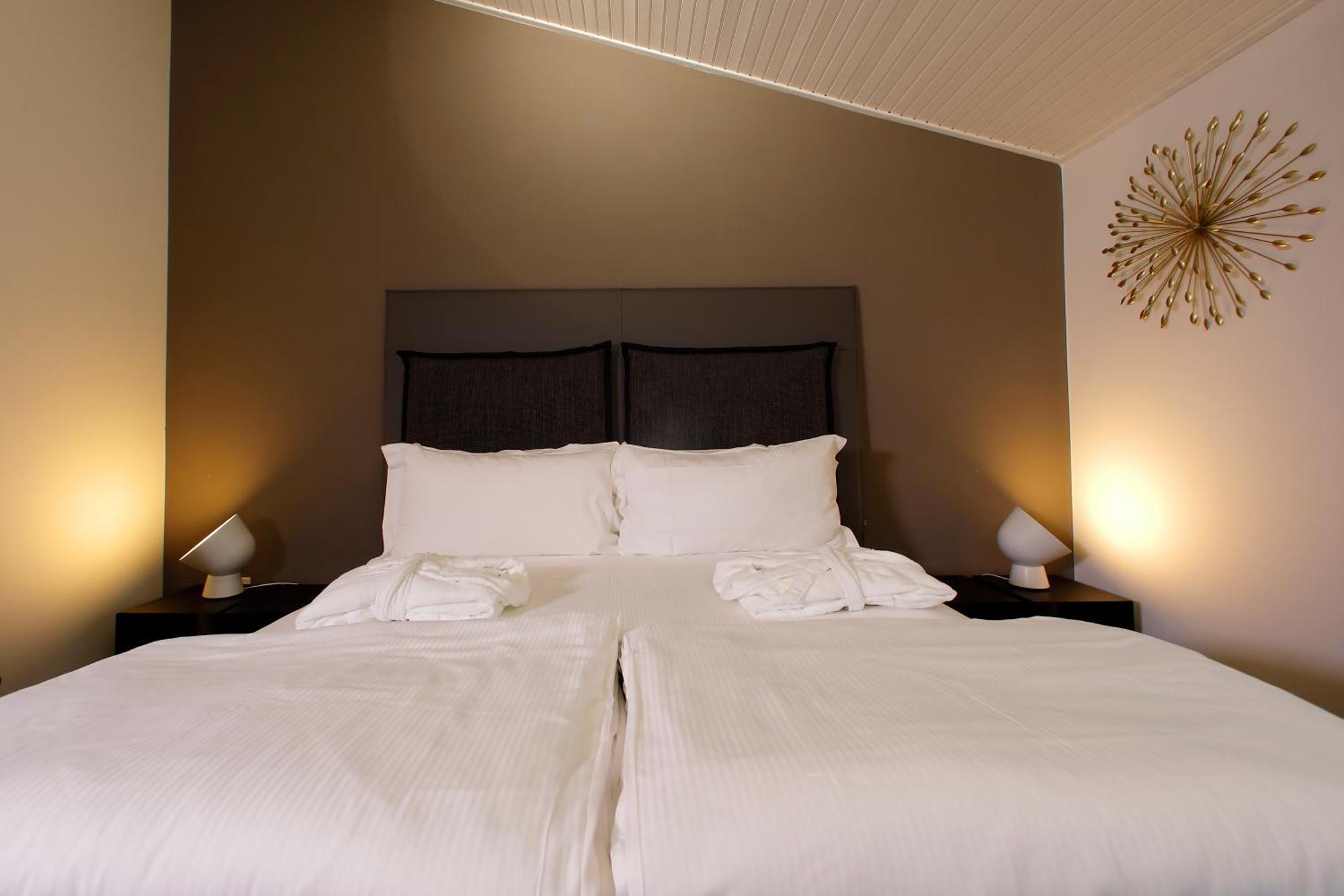 Extra Urbano - Lago Di Garda - Adults Only Понти-суль-Минчо Экстерьер фото