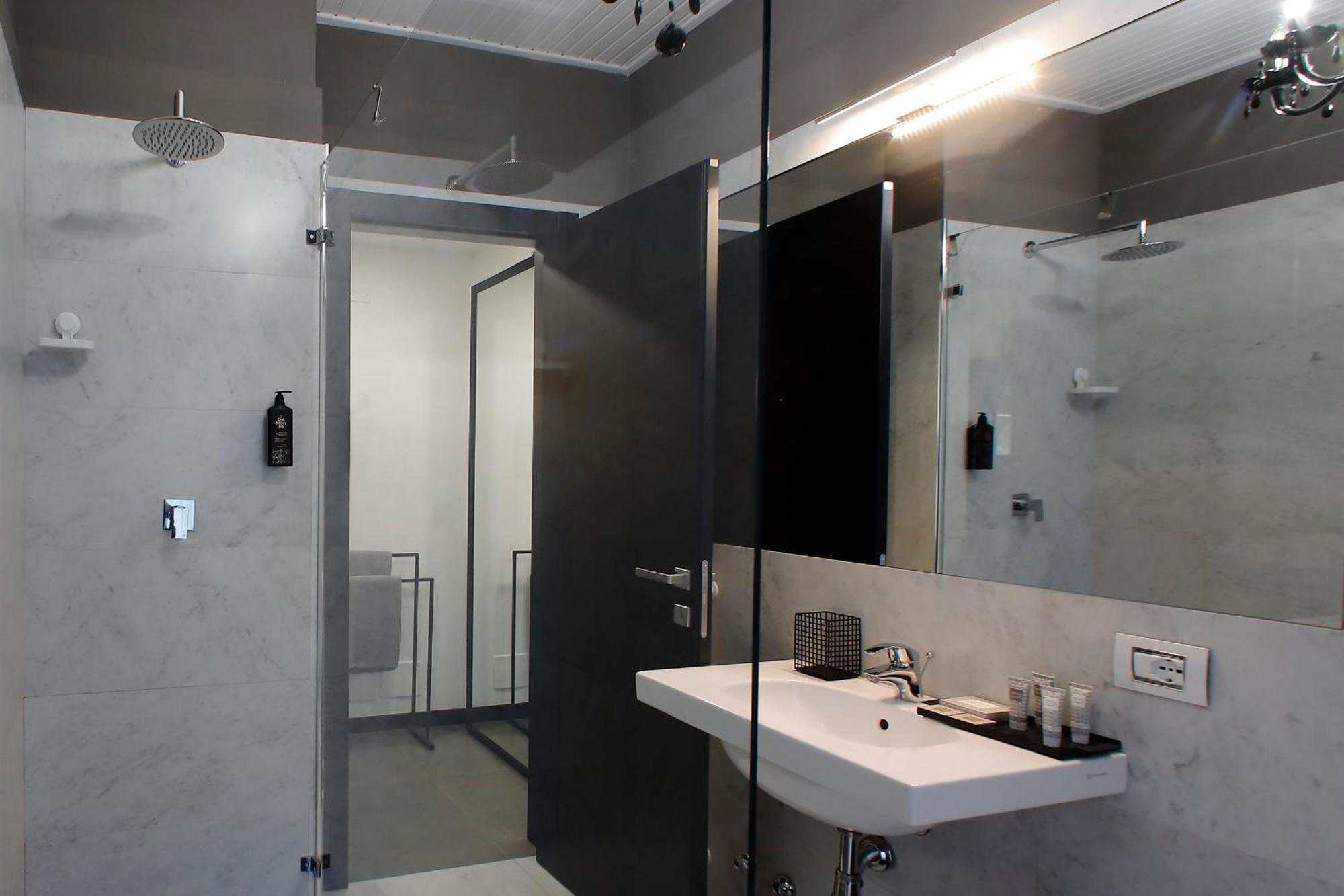 Extra Urbano - Lago Di Garda - Adults Only Понти-суль-Минчо Экстерьер фото