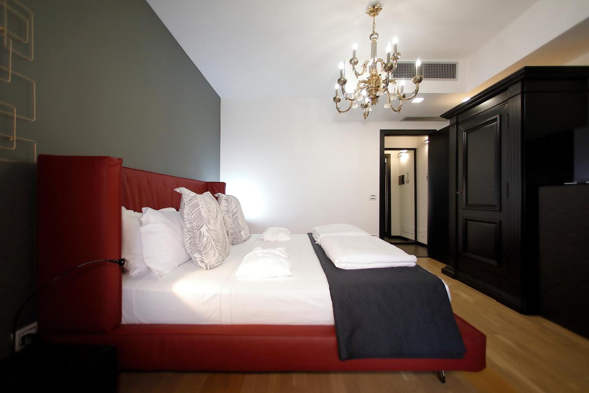 Extra Urbano - Lago Di Garda - Adults Only Понти-суль-Минчо Экстерьер фото