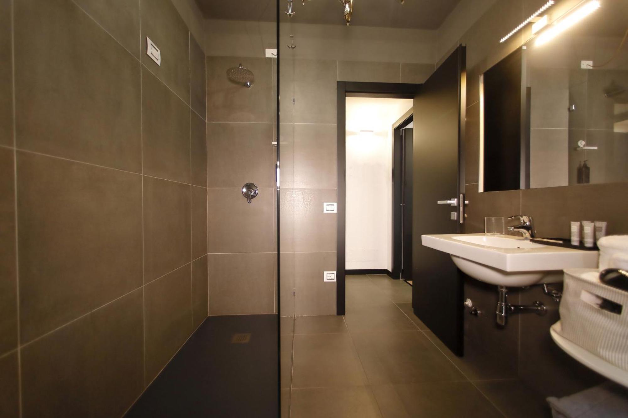 Extra Urbano - Lago Di Garda - Adults Only Понти-суль-Минчо Экстерьер фото