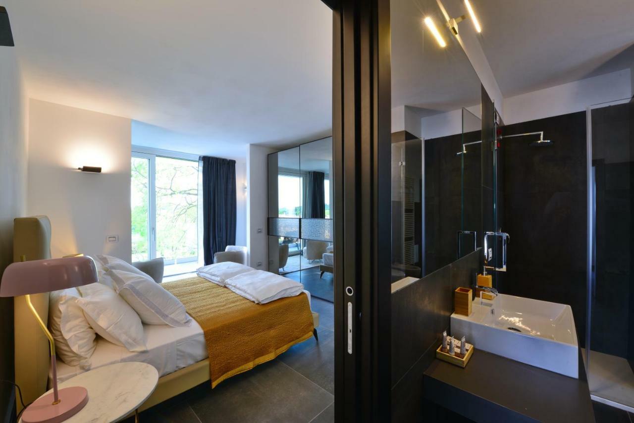Extra Urbano - Lago Di Garda - Adults Only Понти-суль-Минчо Экстерьер фото
